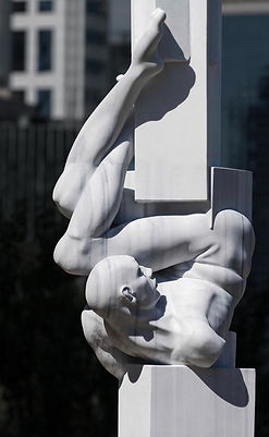 Presence 2019, Marble, 130 x 330 x 120 cm.jpg