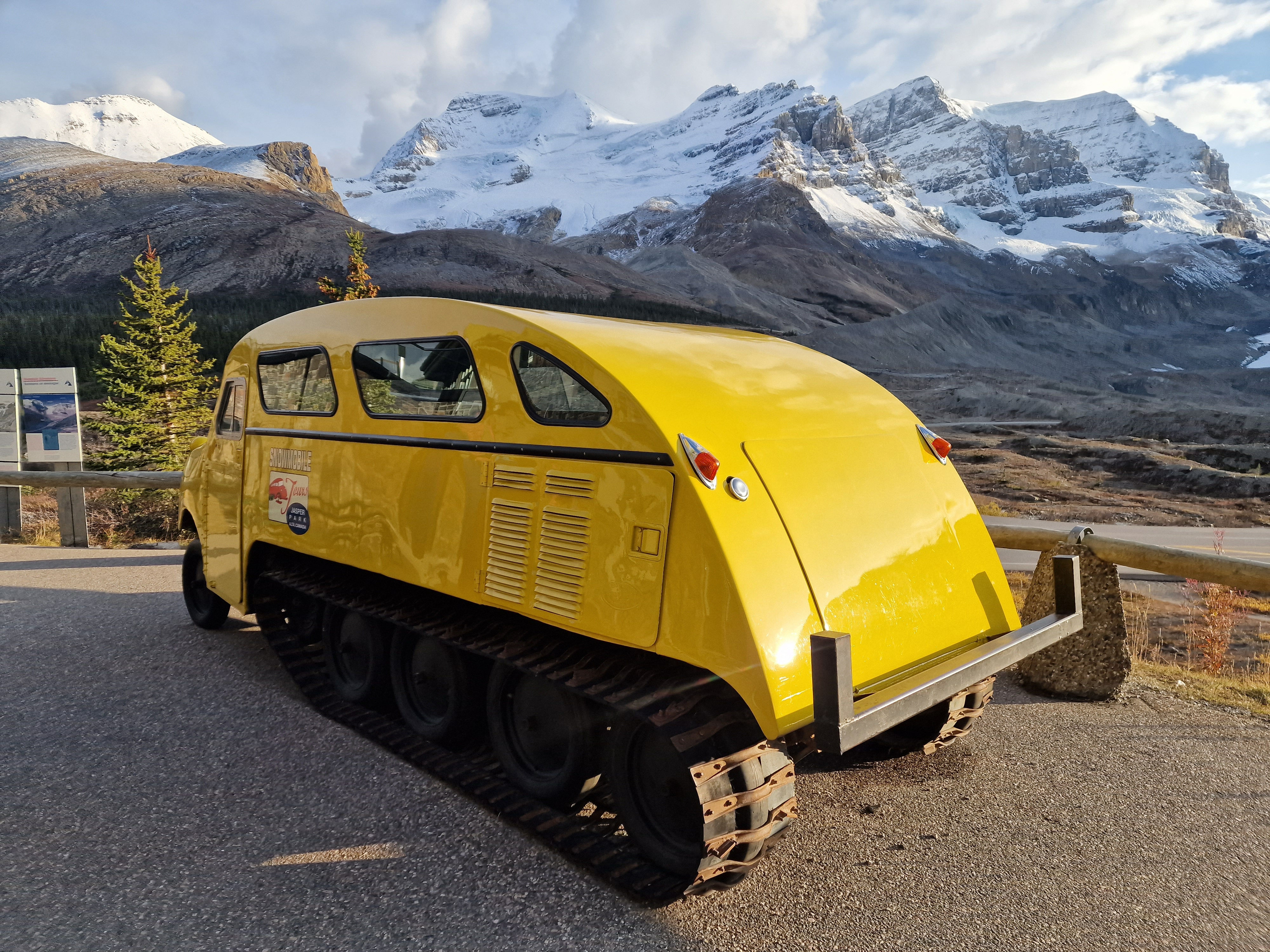 Columbia Icefield Jasper September 2023