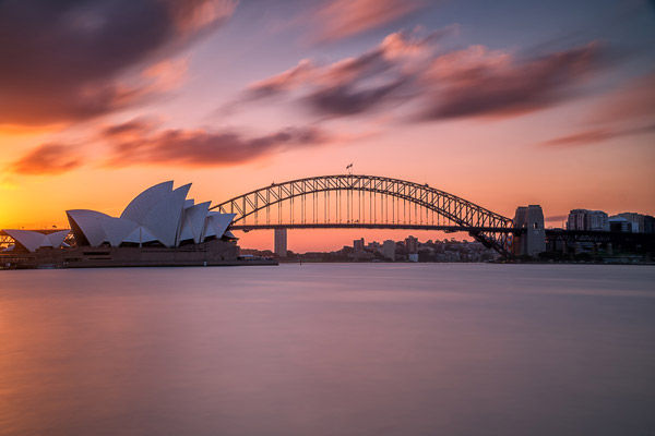beautiful-shot-sydney-harbor-bridge-with-light-pink-blue-sky