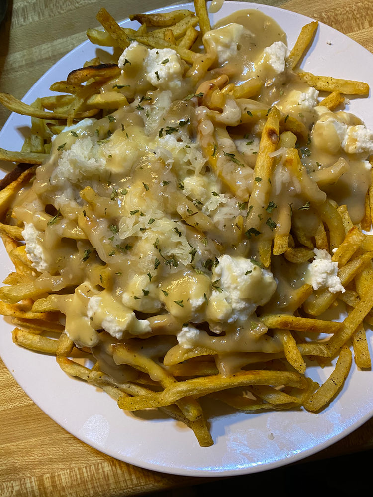 Poutine with “French Onion Soup” Gravy