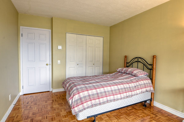 18 Ch. du Bord-du-Lac-Lakeshore, apt. 309
