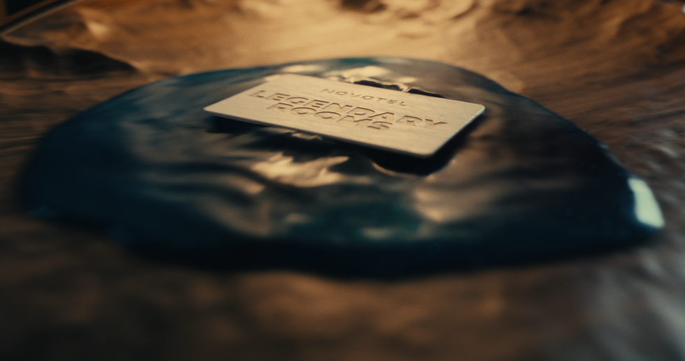 ALL_LegendaryRooms_Trailer_16-9_Master.00_00_23_11.Still006