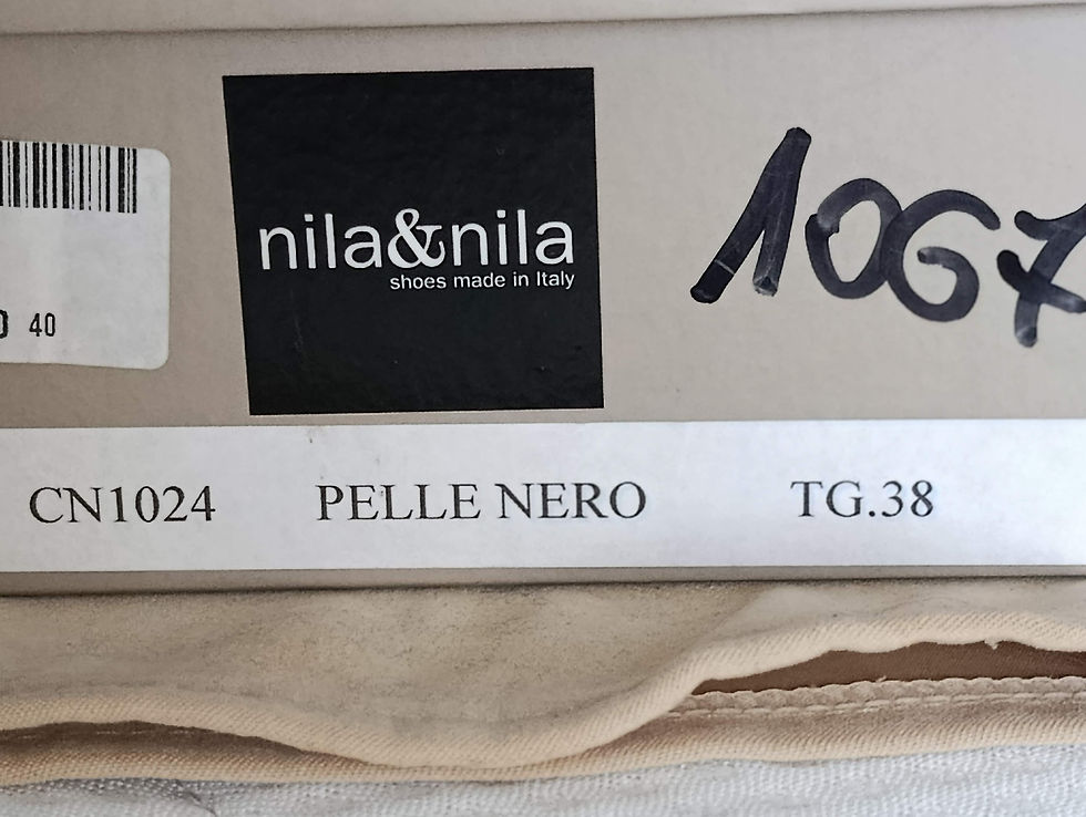 Miniature : Jolis Escarpins noirs en cuir suédé- Nila&Nila - Mooie zwarte suede escarpins 