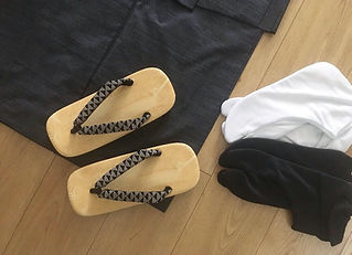 papa kimono4_edited.jpg