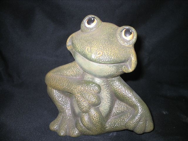 Curly the frog