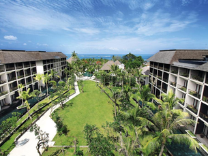 Is Kuta Worth Visiting? Here’s How to Do It Right (Luxury Guide for Couples) 🌴