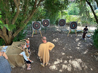 Les Médiévales de Levie : festival historique en Corse avec spectacles, artisans, défilés costumés et animations médiévalesLe