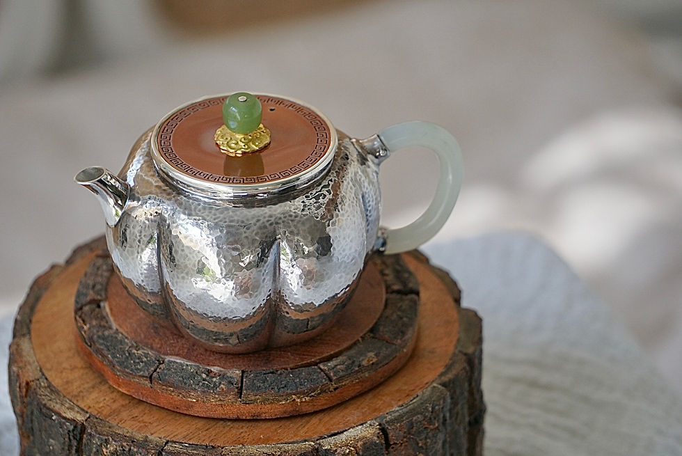 Thumbnail: 999 Sliver Tea Pot (Pumpkin Shape)