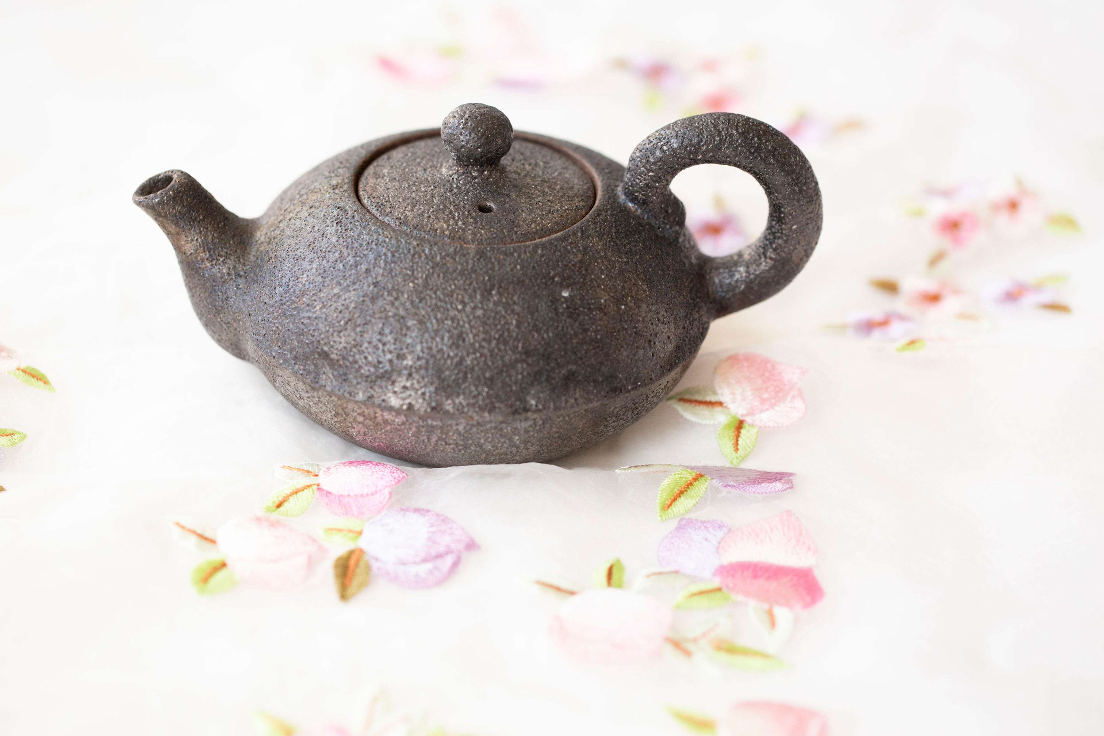 Ya Shao Black Sand Clay Tea Pot