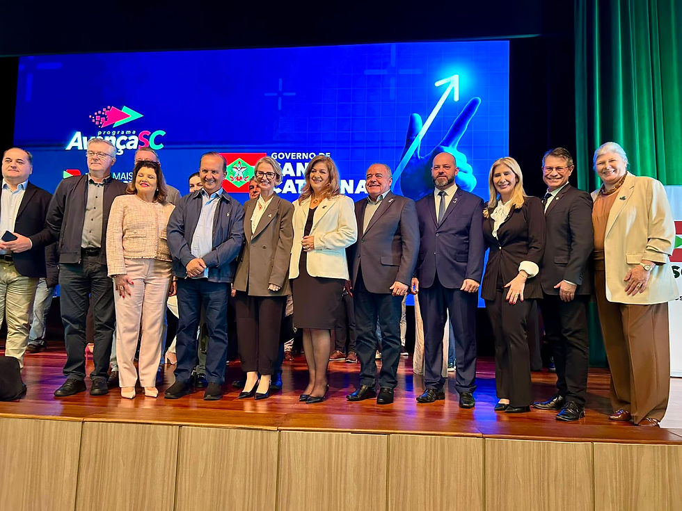 Univille participa de lançamento de programas voltados ao desenvolvimento de SC