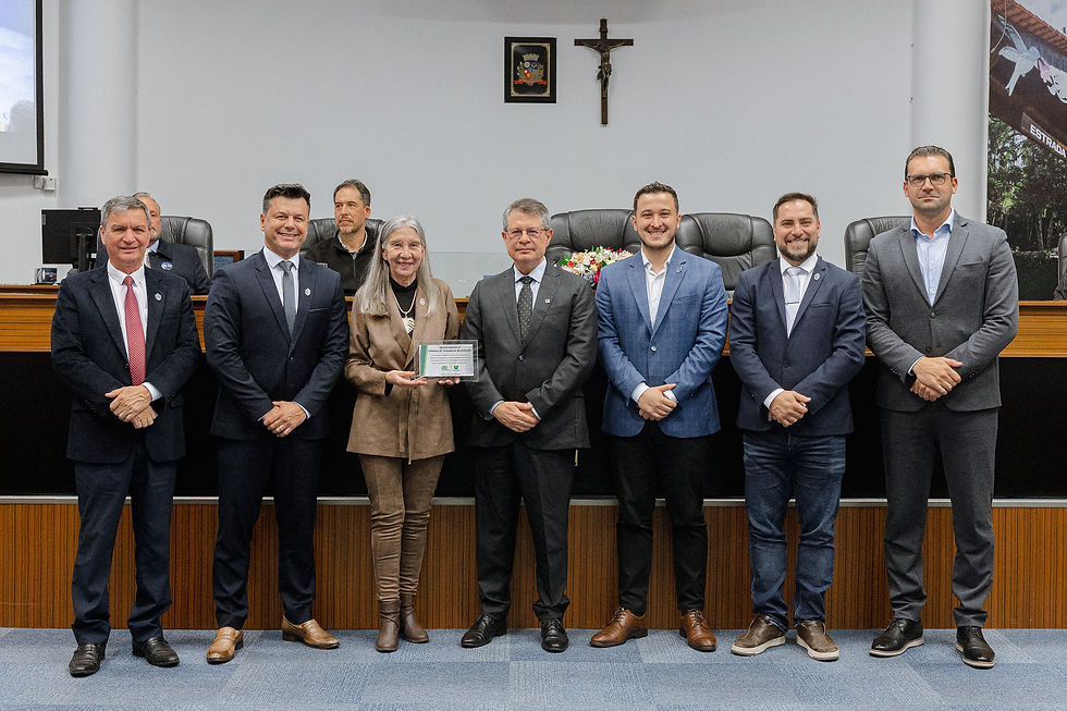 Univille recebe homenagem da Câmara de Vereadores pelos seus 30 anos como universidade reconhecida pelo MEC