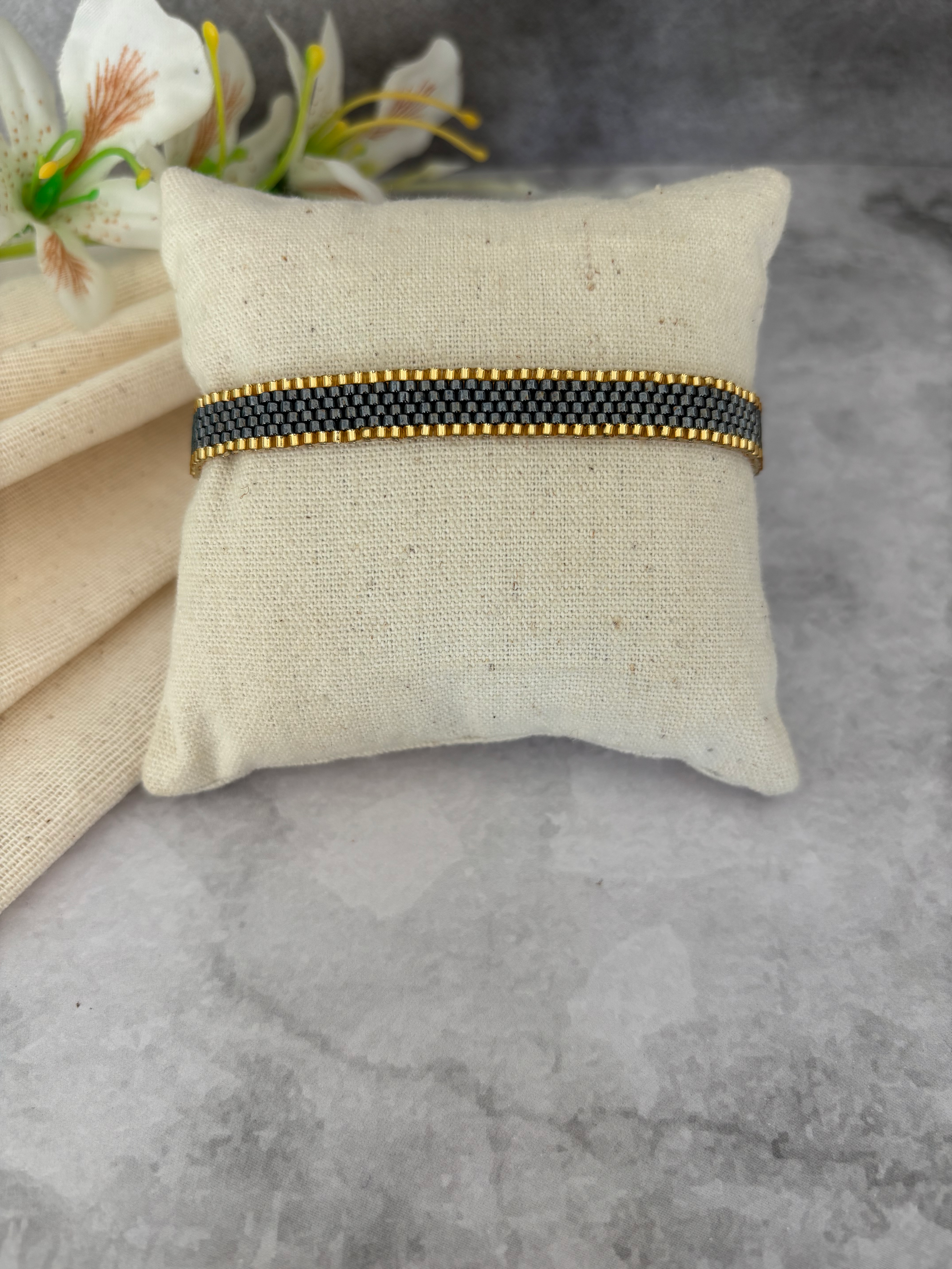 Bracelet 6 rangs classique doré noir