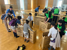 【2】〈後援:横浜市青葉区〉避難所(ひなんじょ)で役に立つスリッパやベッドを作ってみよう