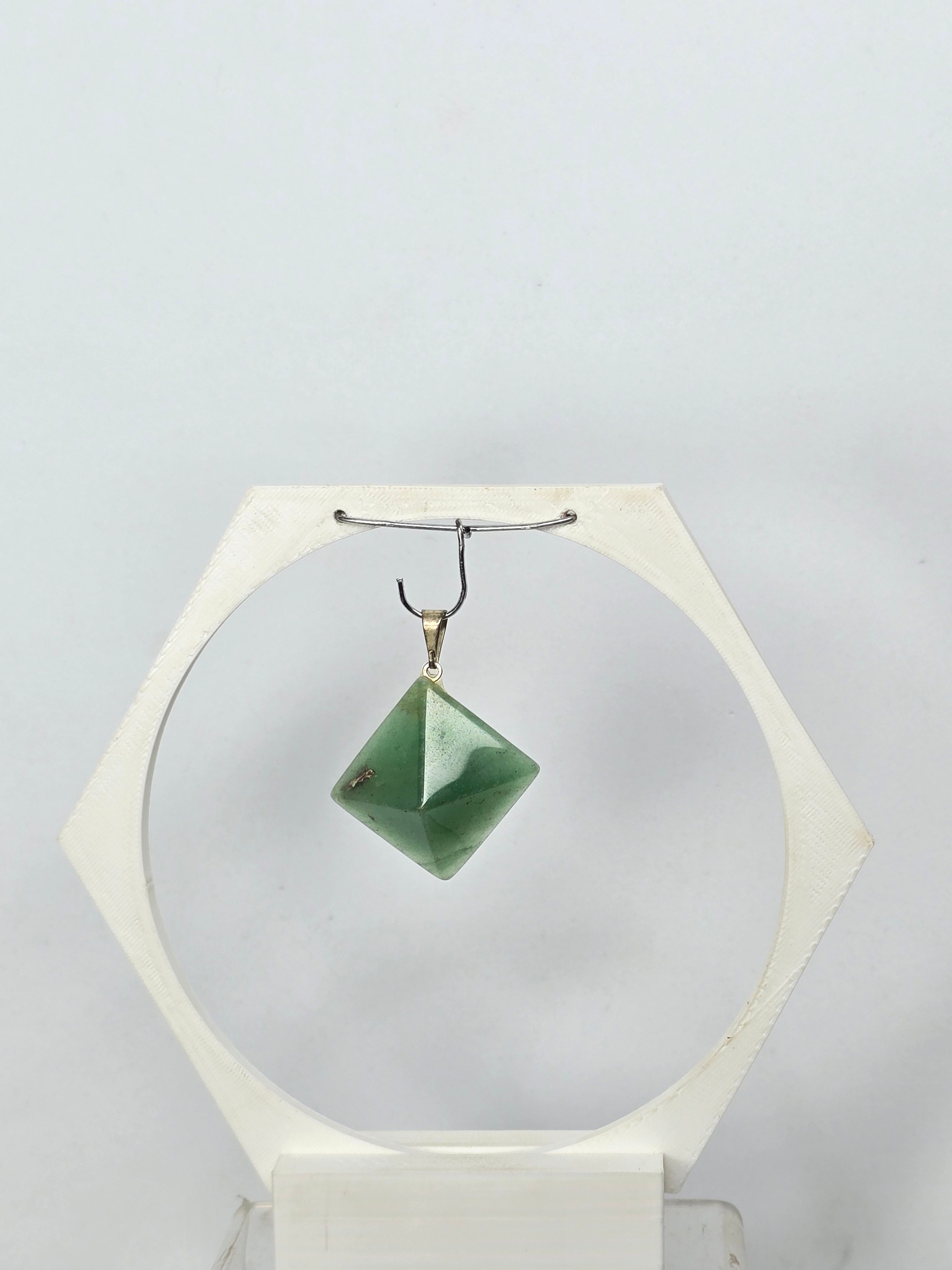 Pingente Quartzo Verde 051
