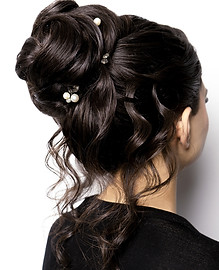 Frisurenkurs Wedding Updo in Düsseldorf – Weiterbildung mit Zertifikat für Hochzeitsfrisuren
