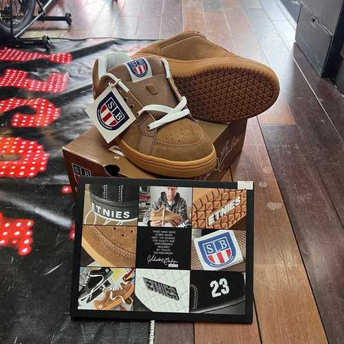 sal23です。 Amazon | エトニーズ ETNIES スケートボード シューズ SAL23