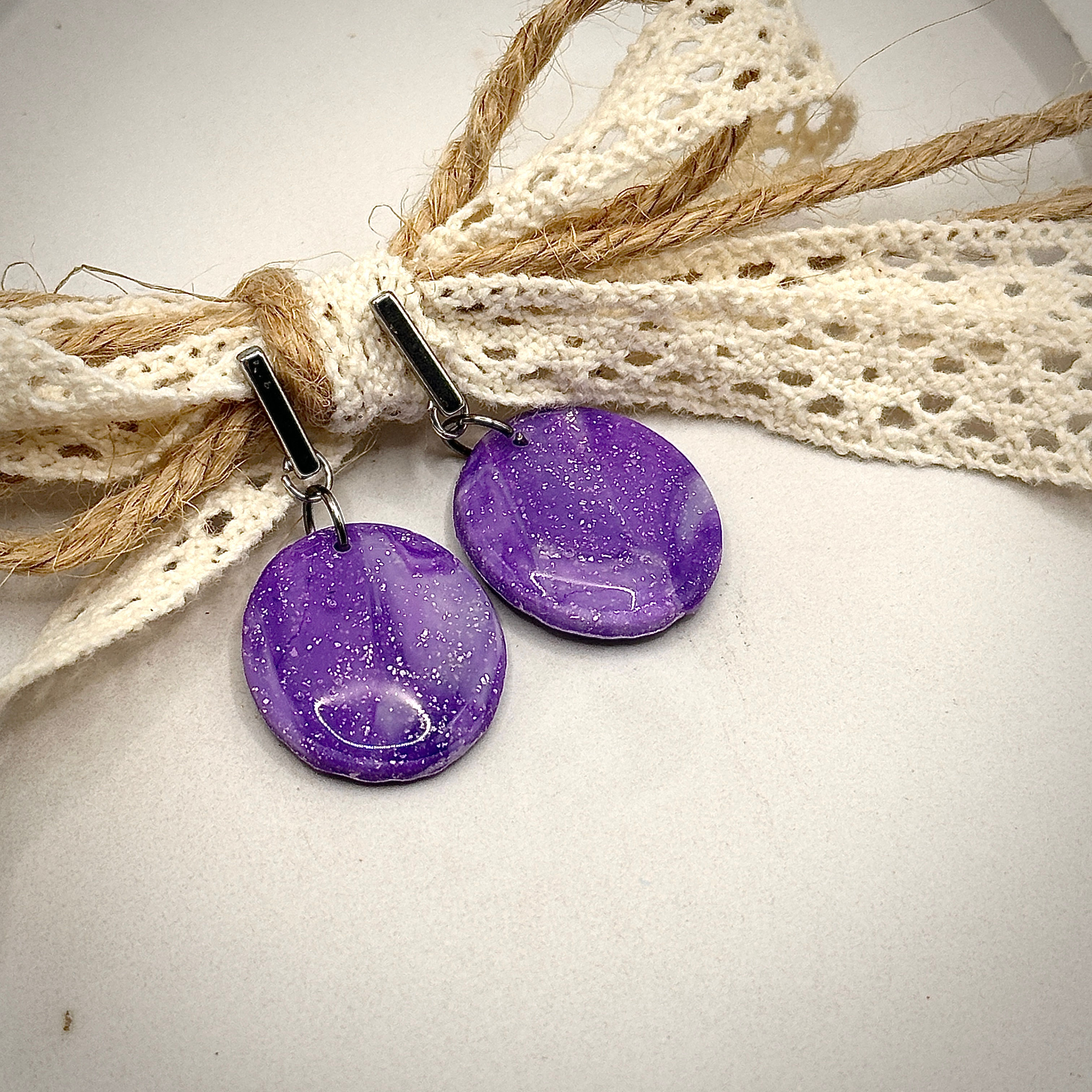 Earrings Violet Round 3