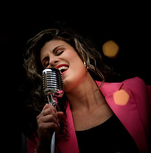 Pink mic singing 8.jpg