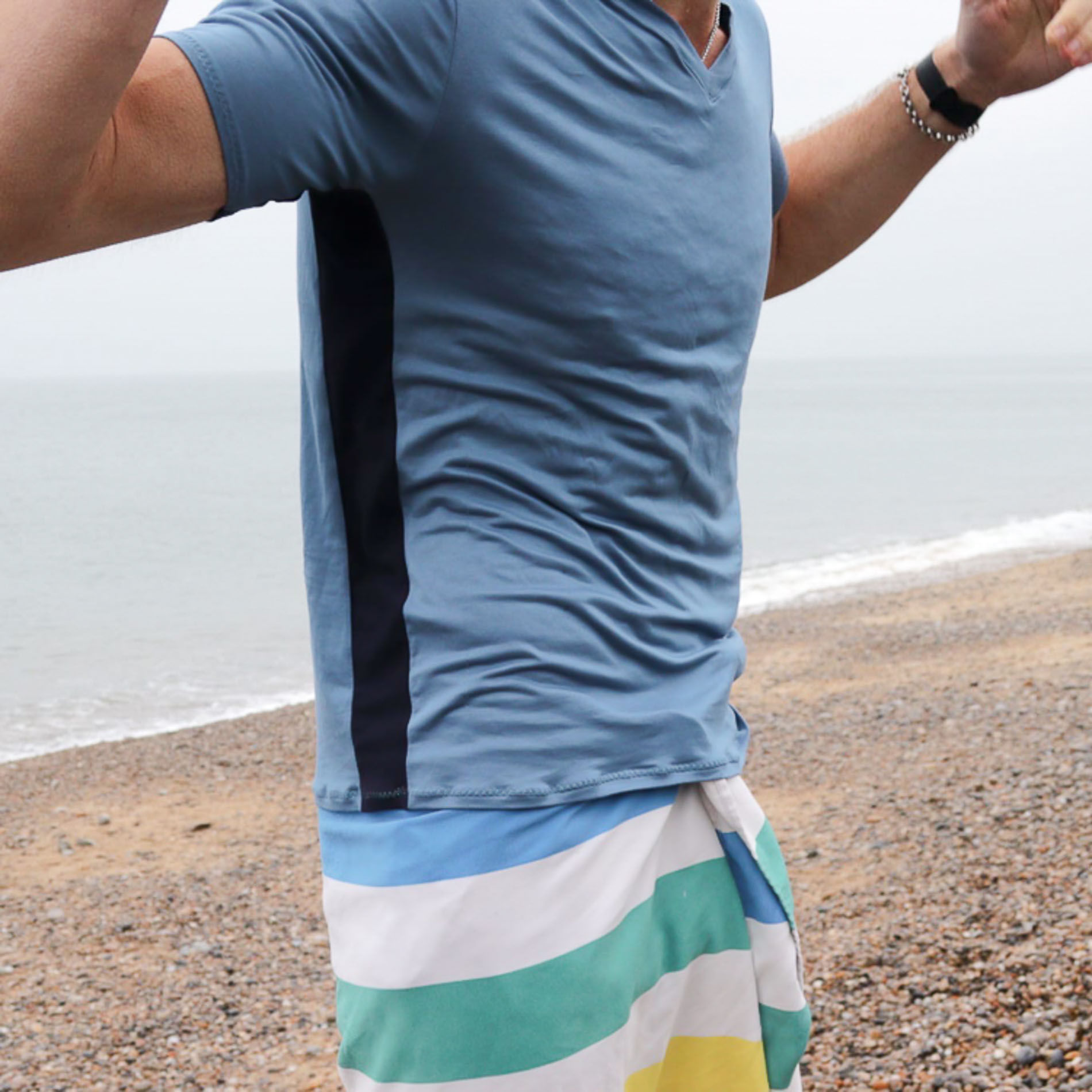 Muscle-fit T shirt - Blue & Black Stripe
