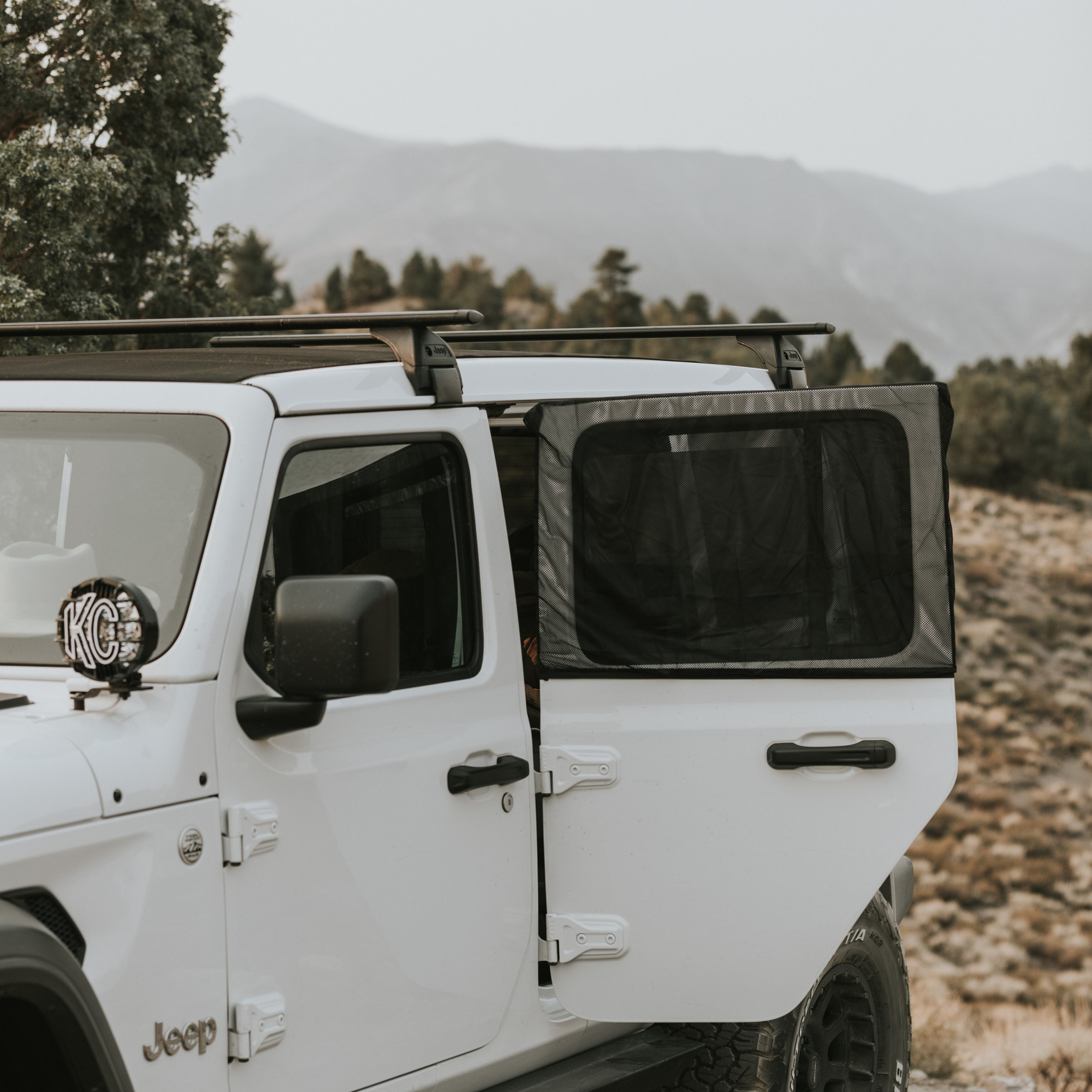 Jeep Wrangler Rear Window Screen Set