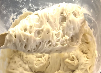 active bubbly sourdough starter 