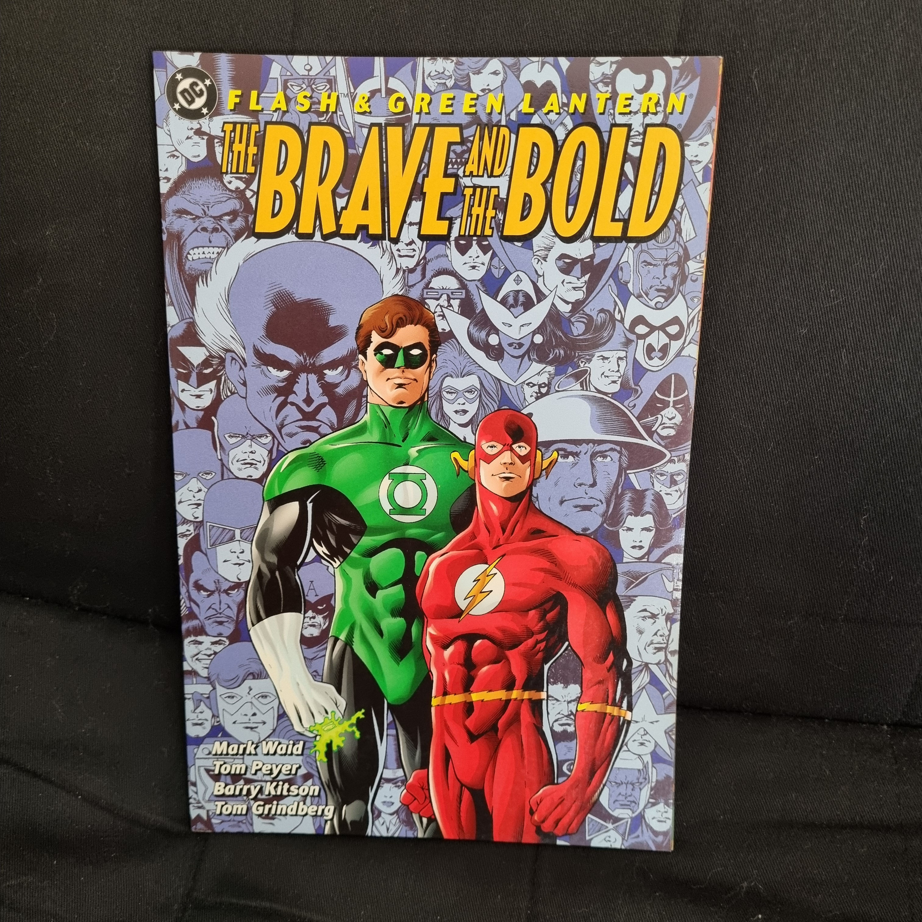 Flash & Green Lantern: The Brave and the Bold. En inglés.