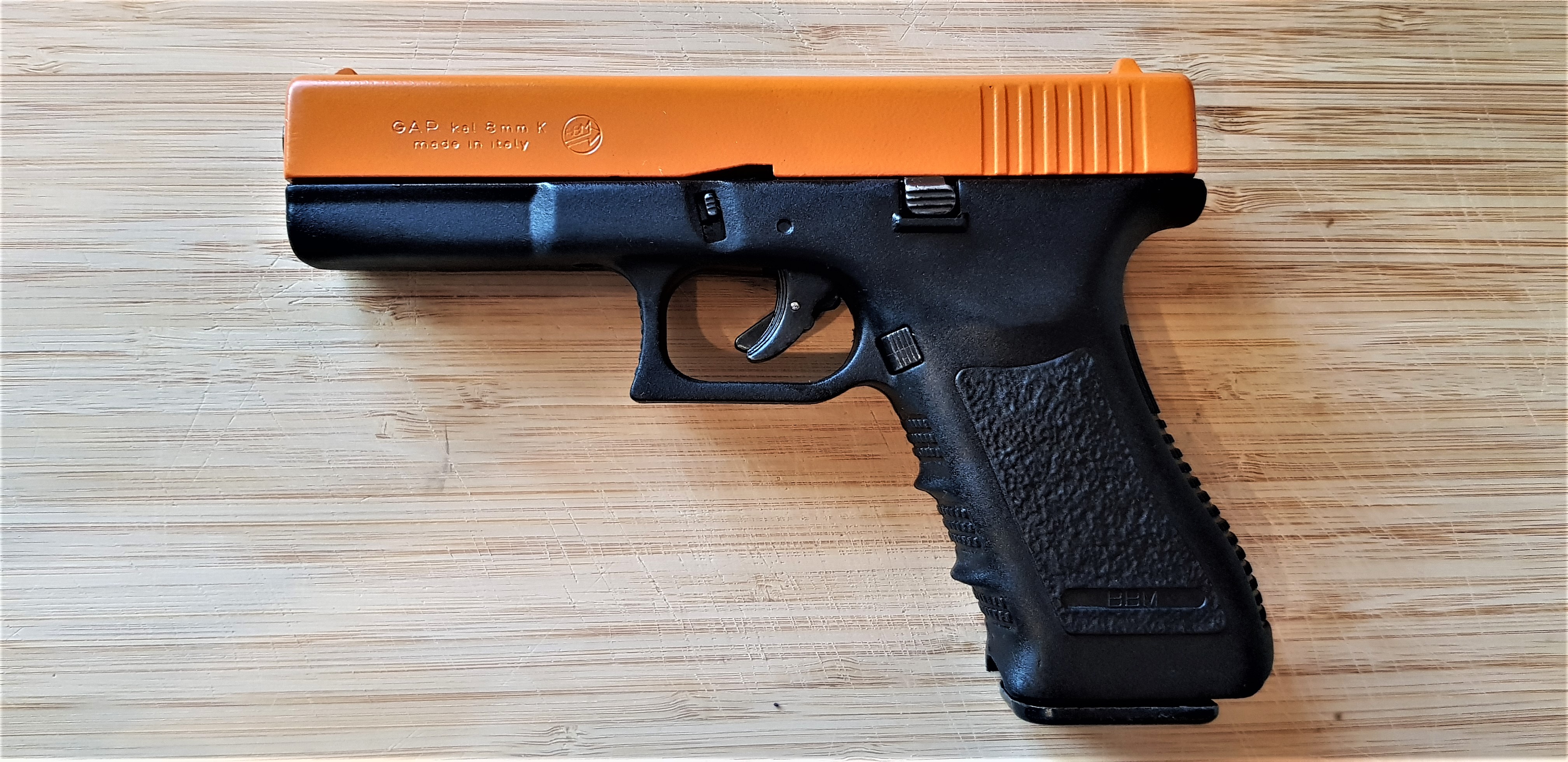 Glock 17 (Blank Training Pistol)