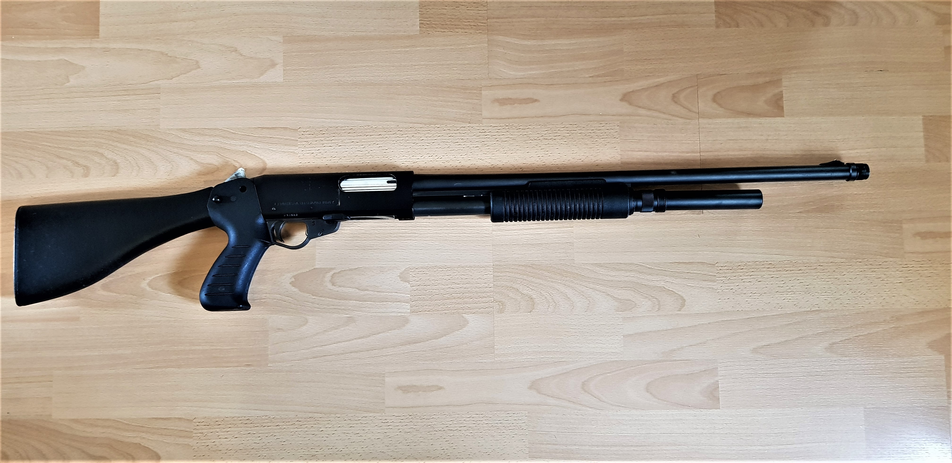 Franchi Pump-Action Shotgun (Blank)