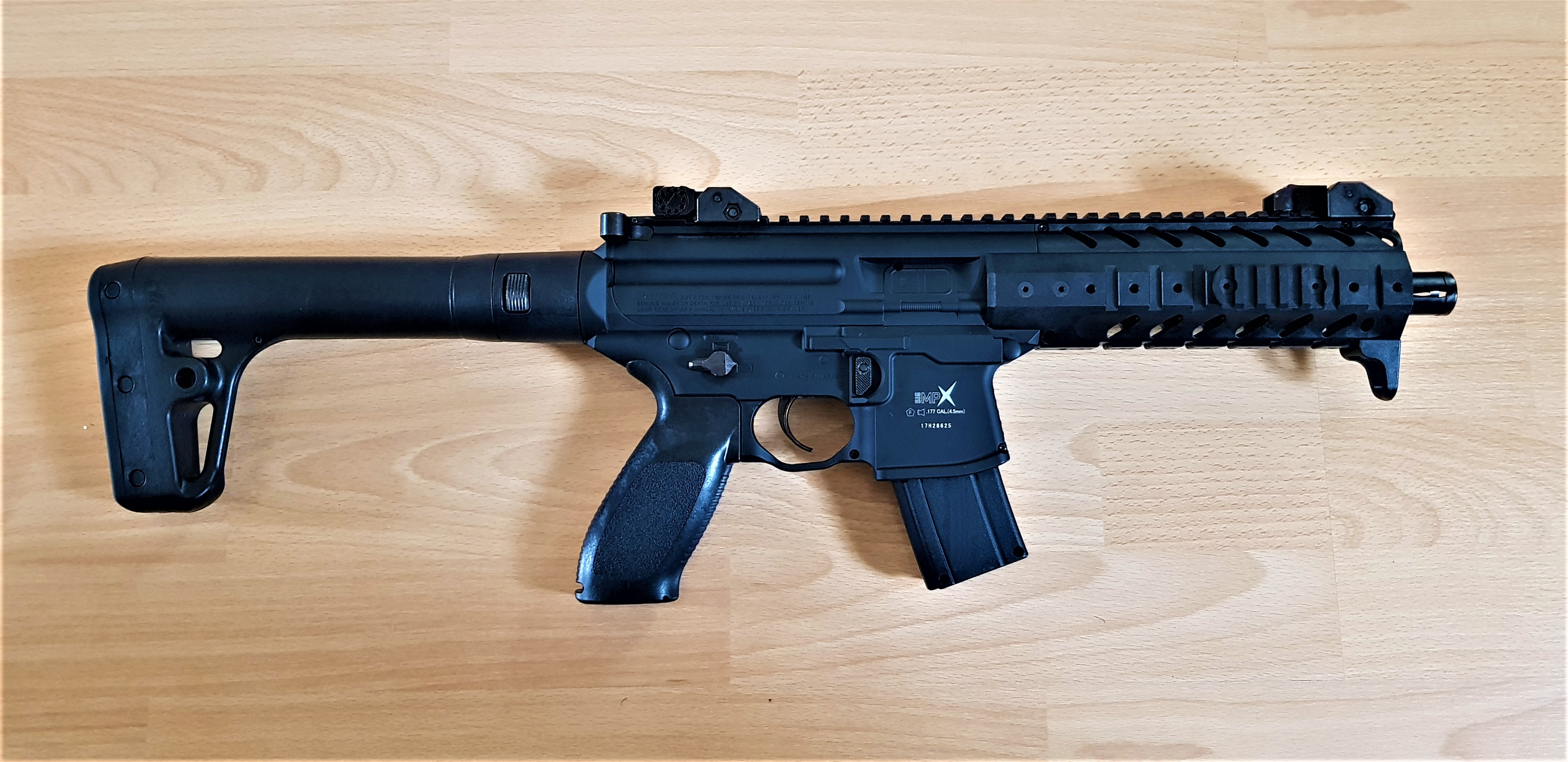 SIG MPX (Gas Blow Blow-back)