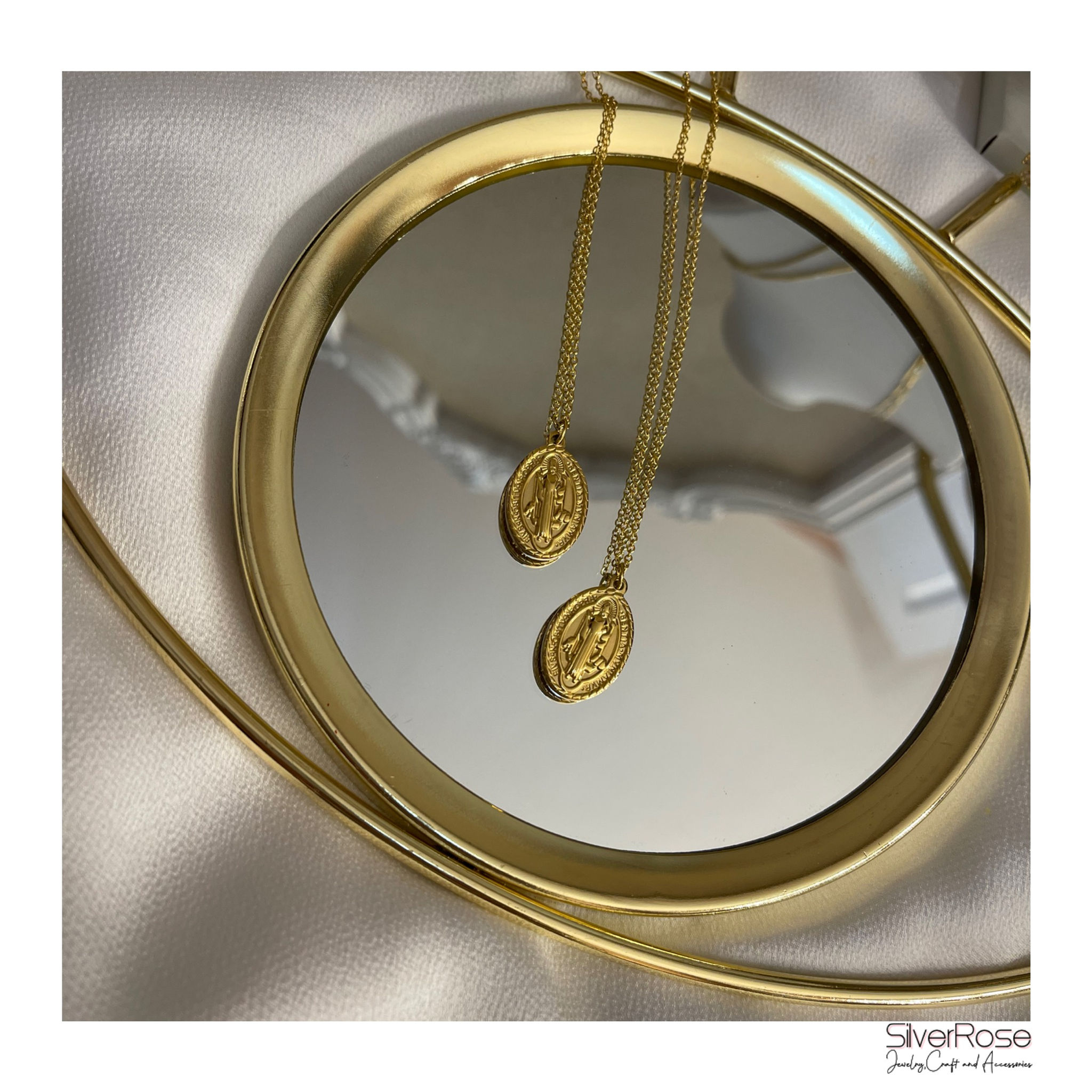 Saint Vintage Character 