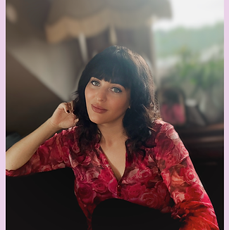 Lou from Tarot Parlor profile picture approved.png