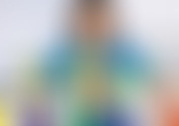 여덟살 어린이 유튜버, 한해 300억 벌었다