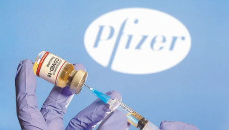 日도 "연내 백신 접종 시작"…냉동고 비축, '접종 허브' 물색 나서