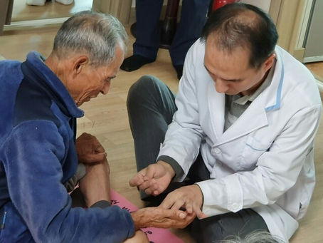 진천군, 전국 최초 노인 통합돌봄 모바일 앱 개발