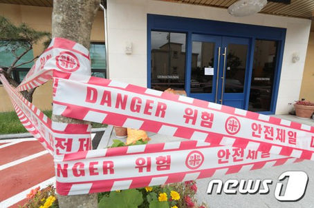 노인 요양시설 감염 예사롭지 않다…걱정만 있고 대책은 전무