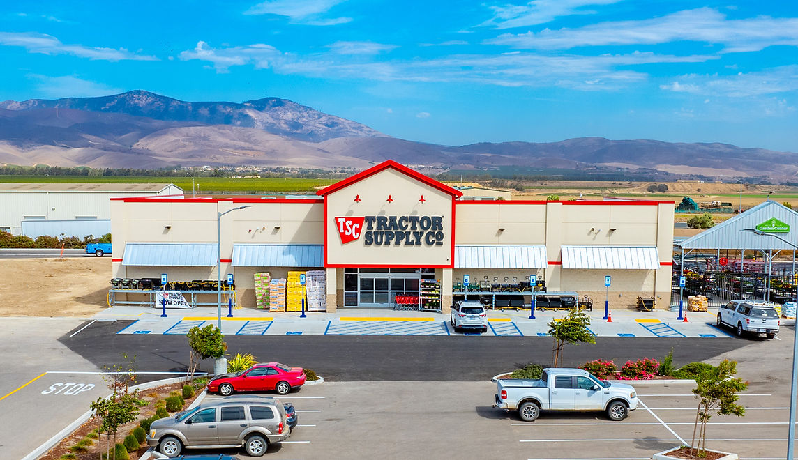 Tractor Supply - Soledad, CA_ 10_edited.jpg