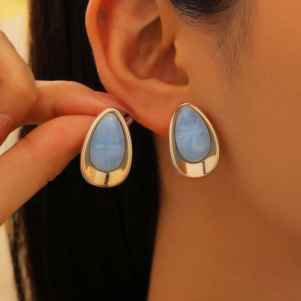 Thumbnail: Emerald Teardrop Earrings