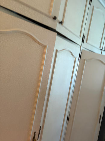 Avant débarras complet d’un appartement avec cave au Creusot professionnel du débarras vide appartement