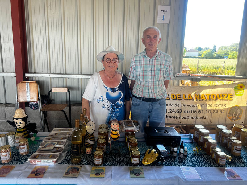 marché de printemps à la ferme GAEC du grand Coppis à Châtenoy-le-Royal 71880 Délices de nos campagnes