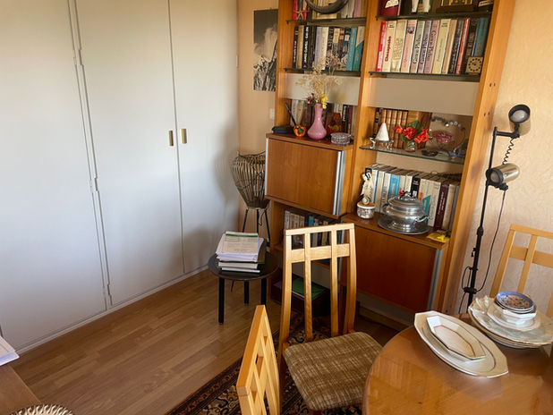 avant débarras nettoyage appartement 4ème étage Le Creusot professionnel du débarras à Saint-Eusèbe 71