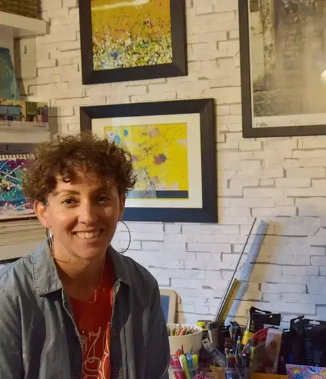 Samedi 23 septembre 2023 05:09 Saint-Agathon. Nadia Chéraud pratique l’art-thérapie