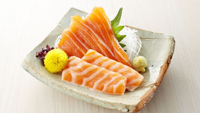 レストランJPN 10月17日金曜日、10月18日土曜日、刺身各種販売について