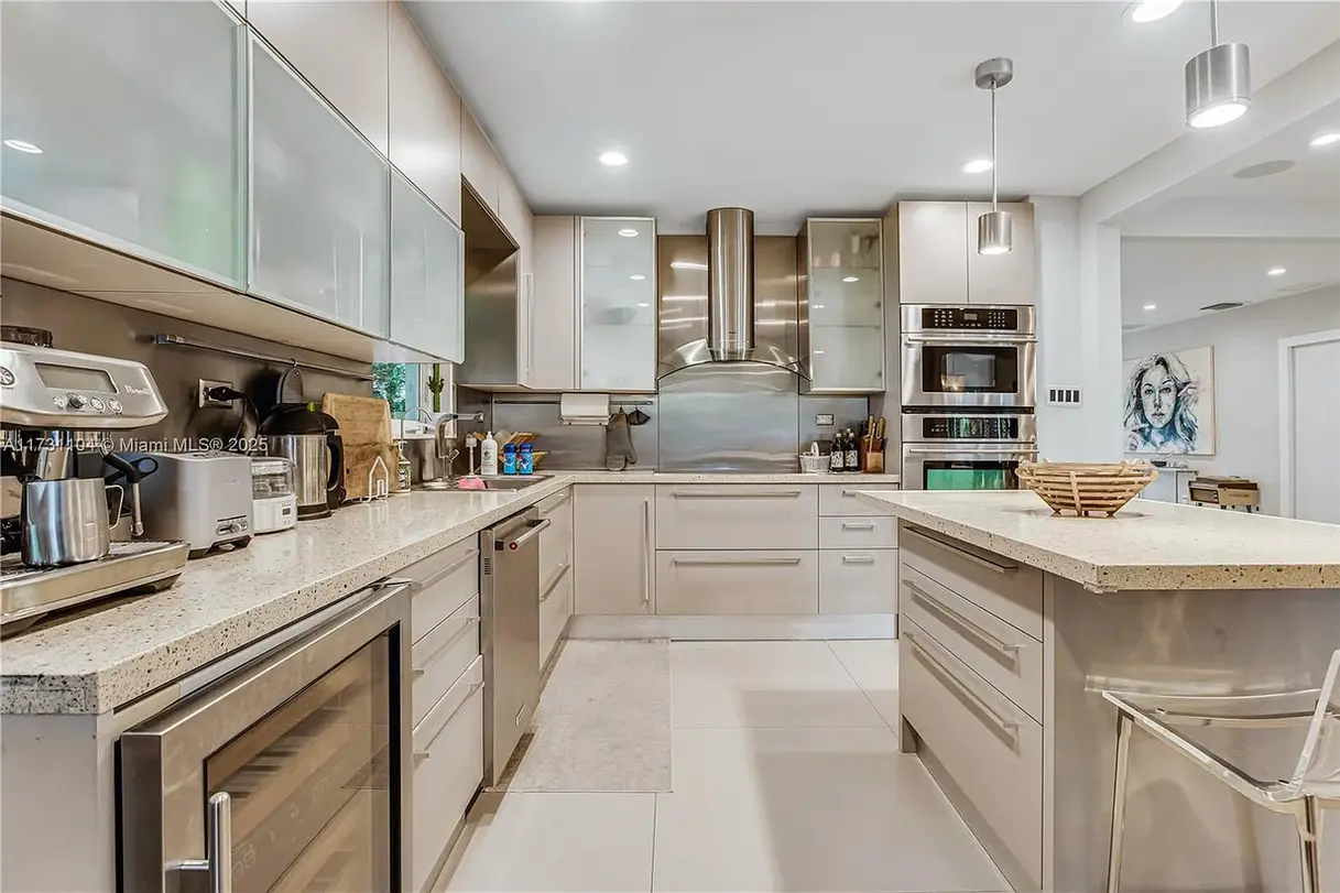 kitchen painting Broward smooth walls interior finish