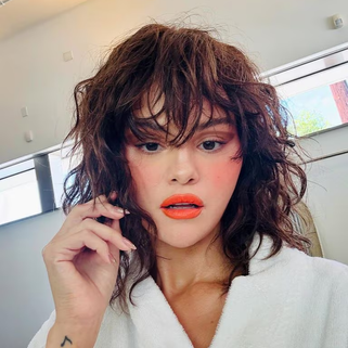 Selena Gomez luce irreconocible con un cambio de 'look' 