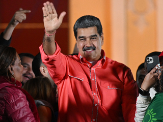 Nicolás Maduro acusa de "espionaje" a WhatsApp y desinstala la aplicación de su teléfono