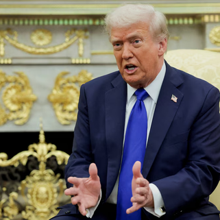 Donald Trump dijo que no conoce a Bad Bunny: “No sé por qué lo escogieron para el Super Bowl, es una locura”