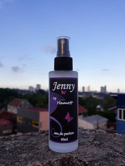 WHITE MUSK