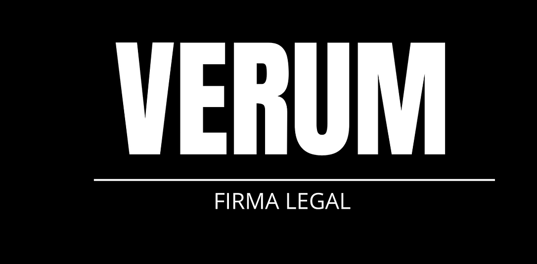 Minimal Professional Lawyer Firm Justice & Law Logo.png