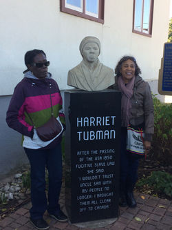 76633660_545303466260296_258177310154083