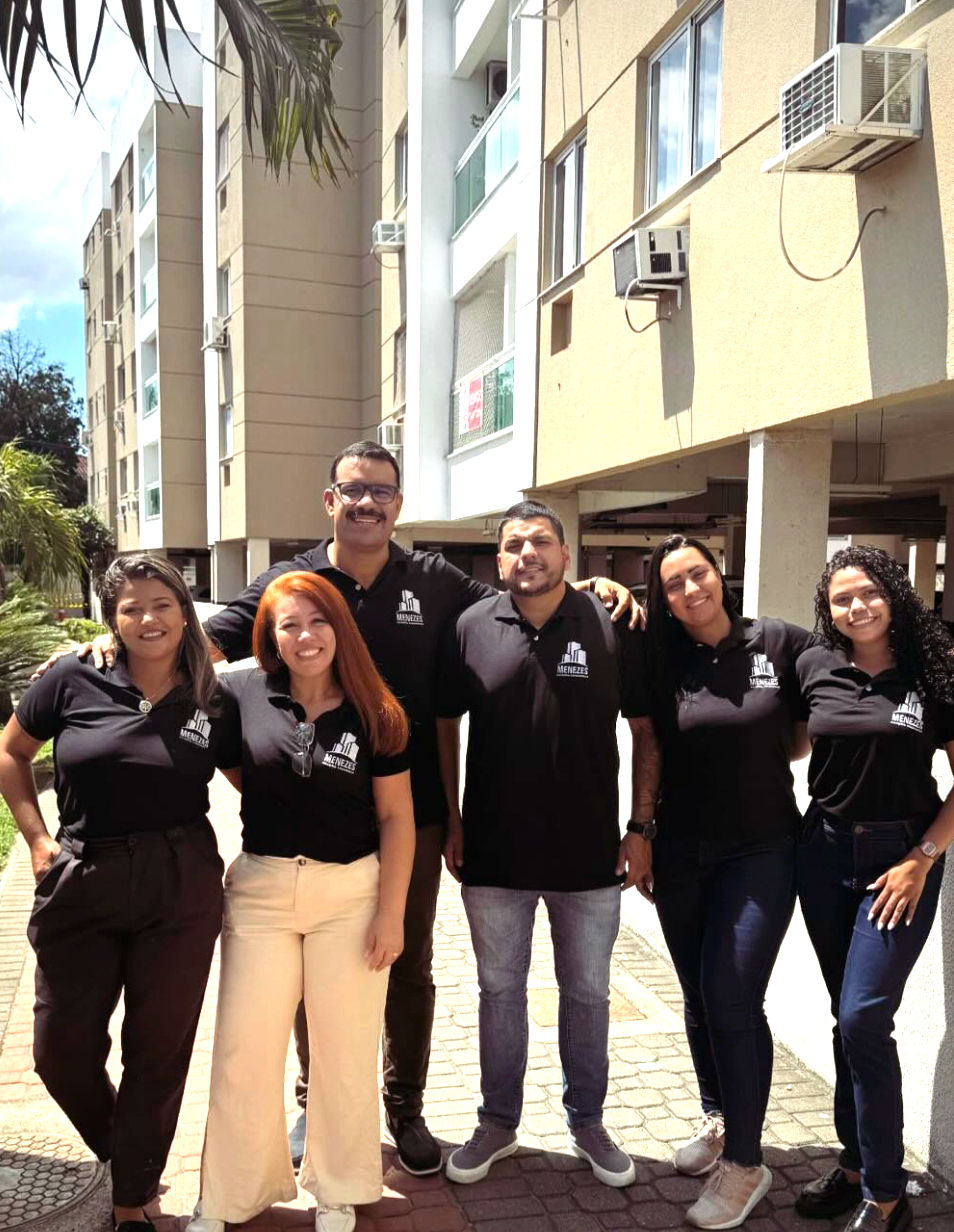 Equipe Menezes Soluções Condominiais